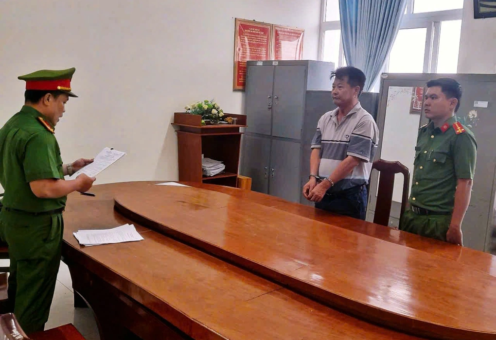 Bối Cảnh Về Công Ty